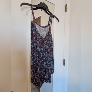 Maurices floral tank top Size L